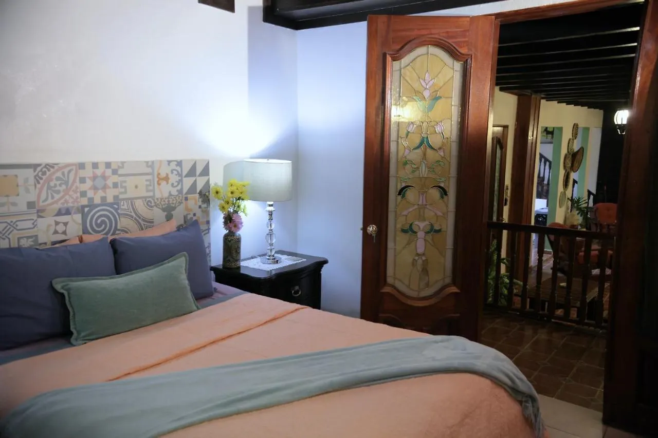 Apartahotel Fortaleza Suites Old San Juan